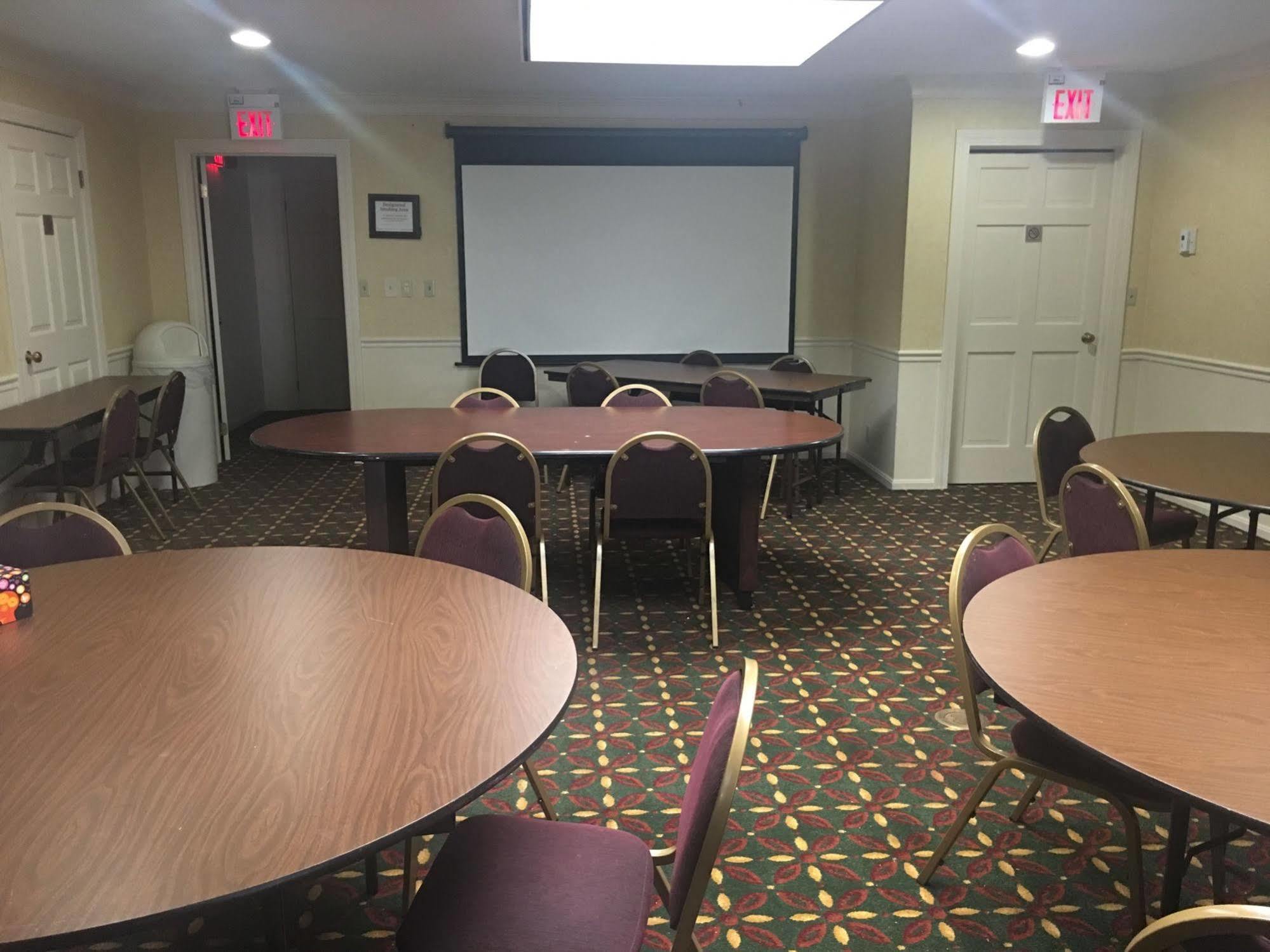 Fairbridge Inn & Suites - Akron Copley Township - West Eksteriør bilde