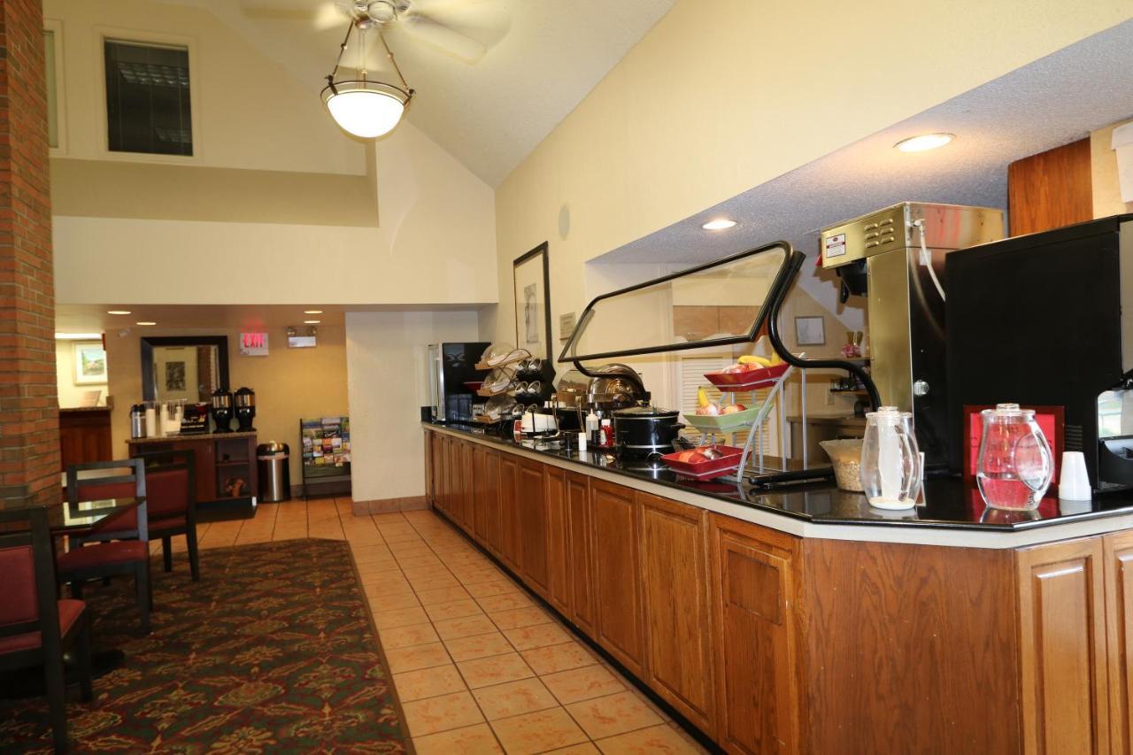 Fairbridge Inn & Suites - Akron Copley Township - West Rom bilde